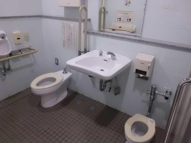 1階男子トイレの写真