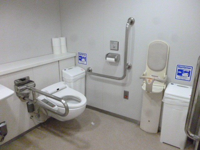 3F 31通バリアフリートイレの写真