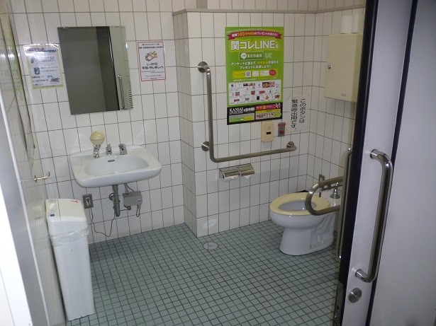 1F 8通バリアフリートイレの写真