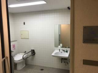 ２階バリアフリートイレの写真