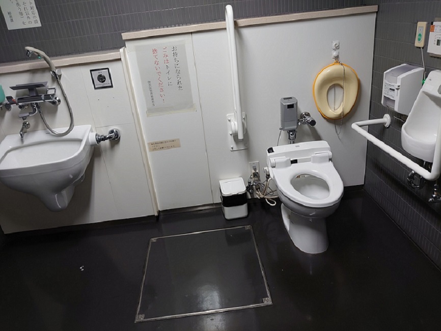1階トイレの画像