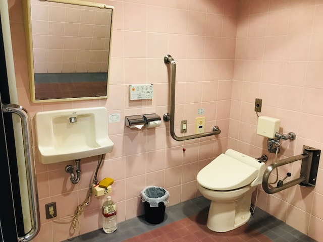 1階トイレの画像