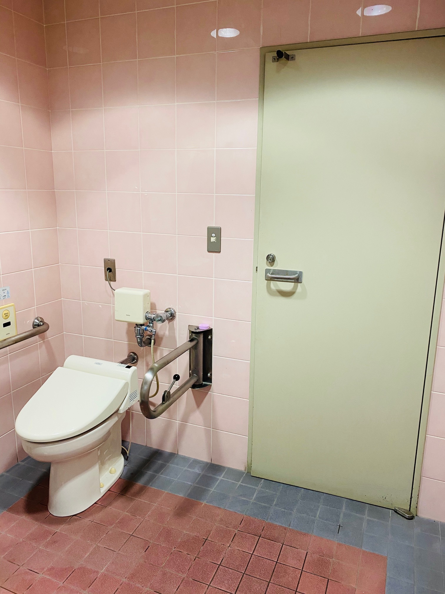 1階トイレの画像