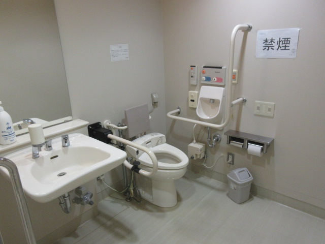 8階