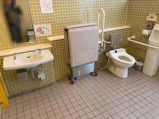 1階バリアフリートイレの写真