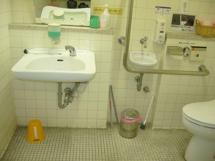 1階バリアフリートイレの写真