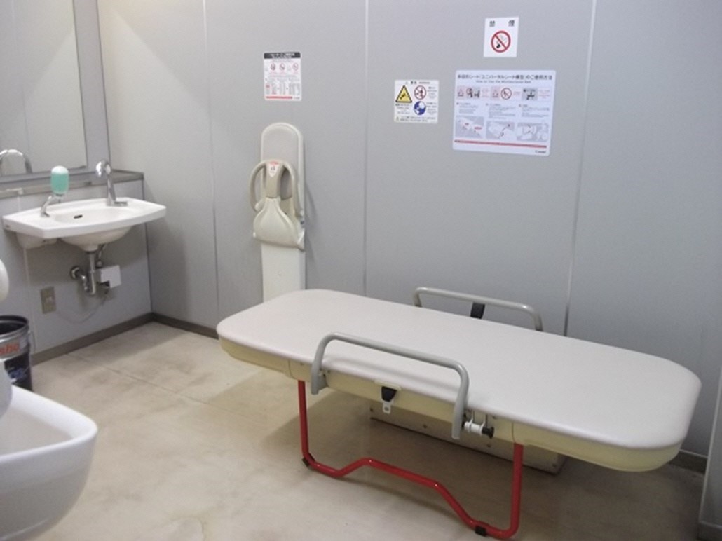 別館1階多機能トイレの画像