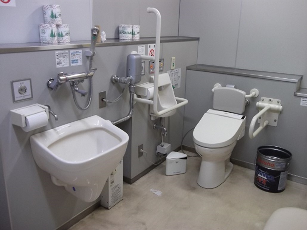 別館1階多機能トイレの画像