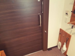 画像：BF 客室ドア
