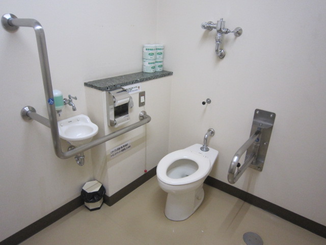 2Ｆ多目的トイレの写真