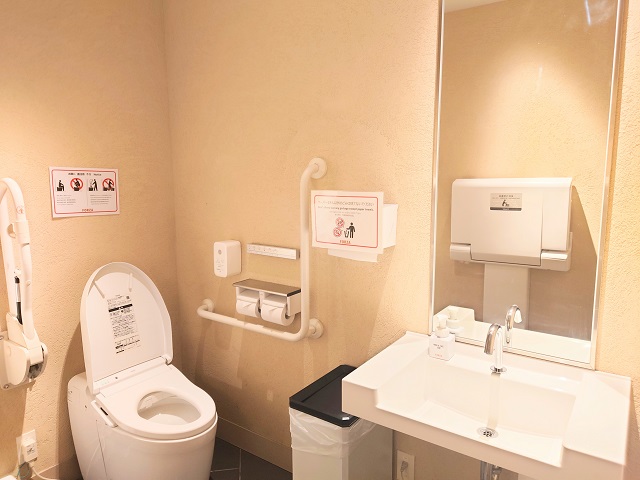 画像：館内　3F バリアフリートイレの画像①