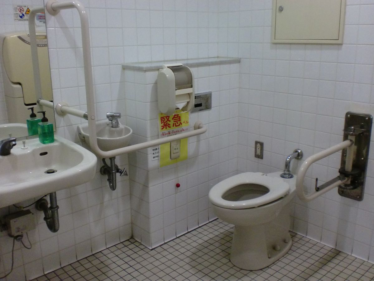 2階バリアフリートイレの写真