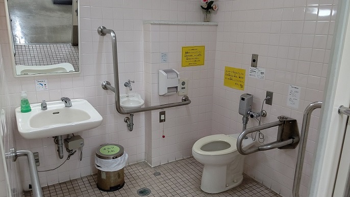 3階トイレの全体写真
