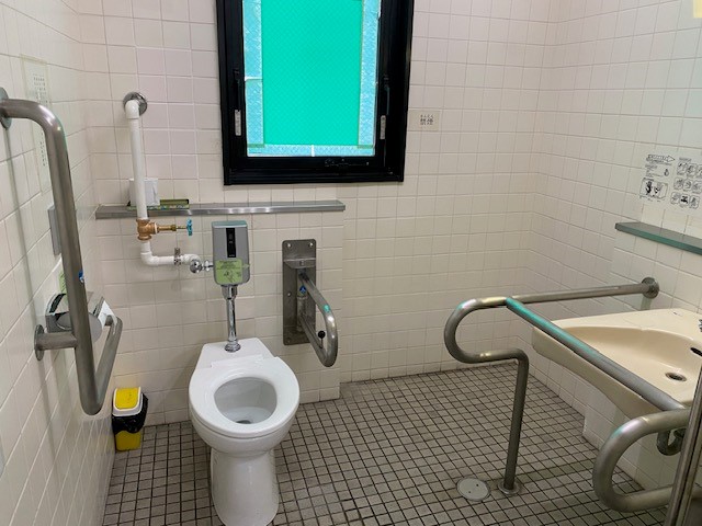 3階バリアフリートイレの写真