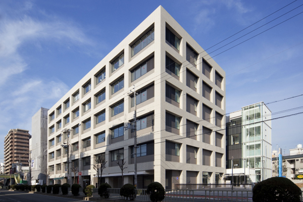 淀川区役所の建物外観の画像