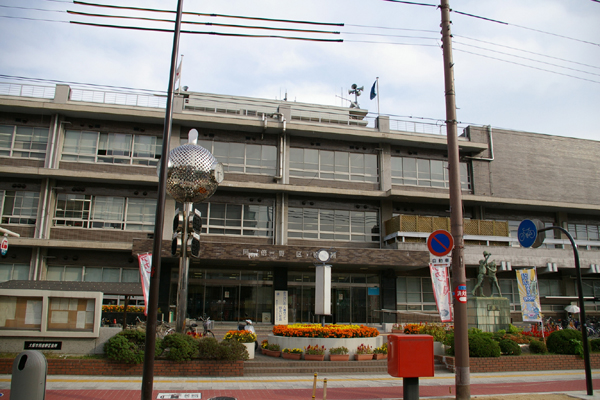 阿倍野区役所の建物外観の画像