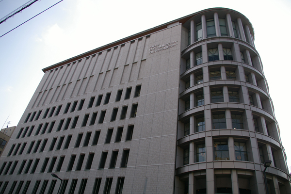 クレオ大阪子育て館の建物外観の画像