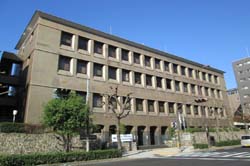 なにわ南府税事務所の外観写真