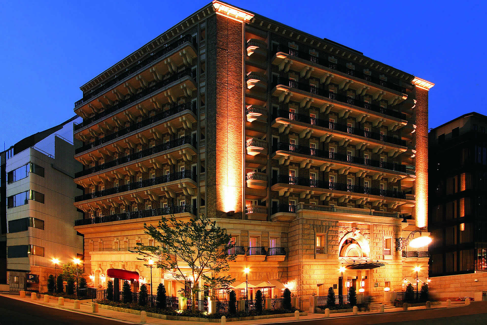 画像：KOKO HOTEL 大阪心斎橋　ホテルの外観