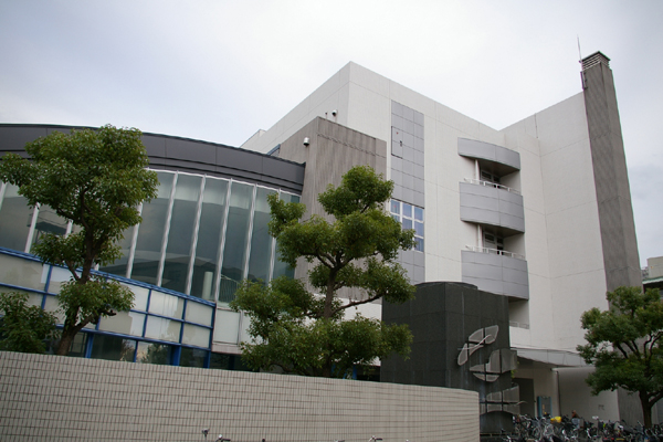東淀川区民会館